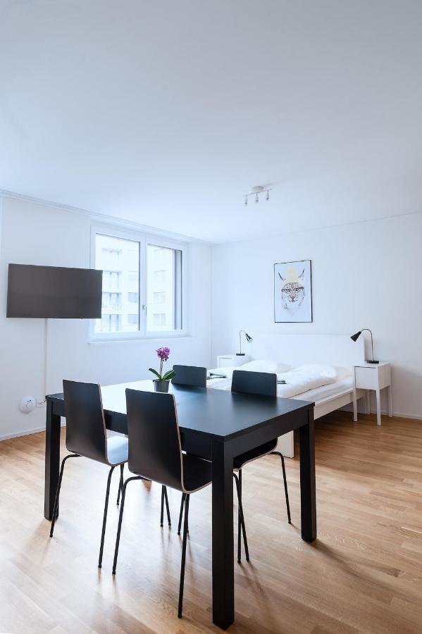 Hitrental Messe Apartments Базел Екстериор снимка